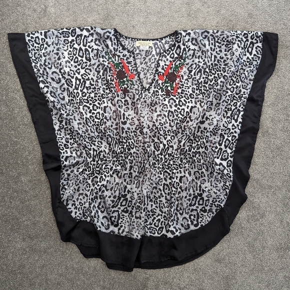 FLORAL embroidered satin bat arm blouse - Picture 1 of 11